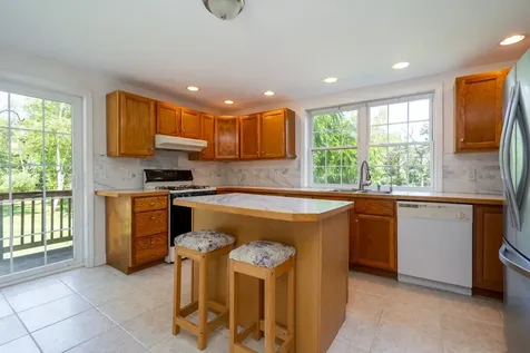 196 Tolend Road Barrington NH 03825