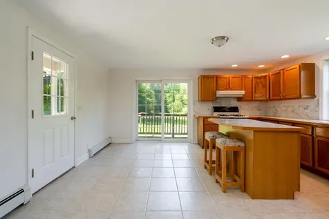 196 Tolend Road Barrington NH 03825