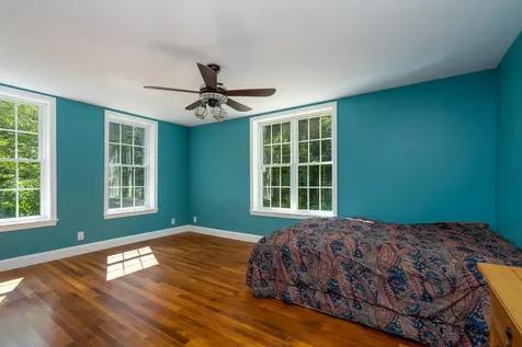 196 Tolend Road Barrington NH 03825