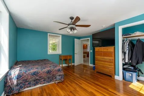 196 Tolend Road Barrington NH 03825