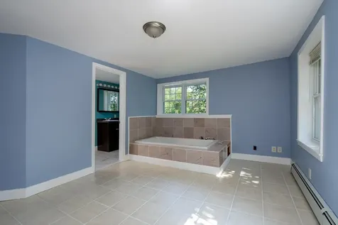 196 Tolend Road Barrington NH 03825