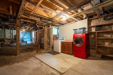 196 Tolend Road Barrington NH 03825