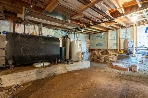 196 Tolend Road Barrington NH 03825