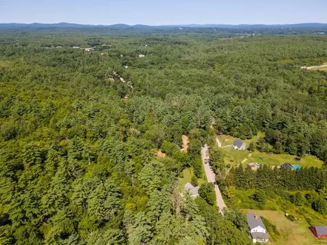 196 Tolend Road Barrington NH 03825