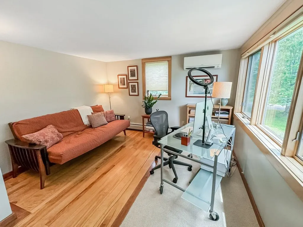 11 Bayfield Drive Shelburne VT 05482