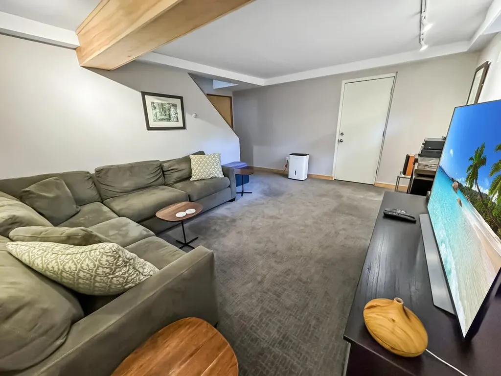 11 Bayfield Drive Shelburne VT 05482
