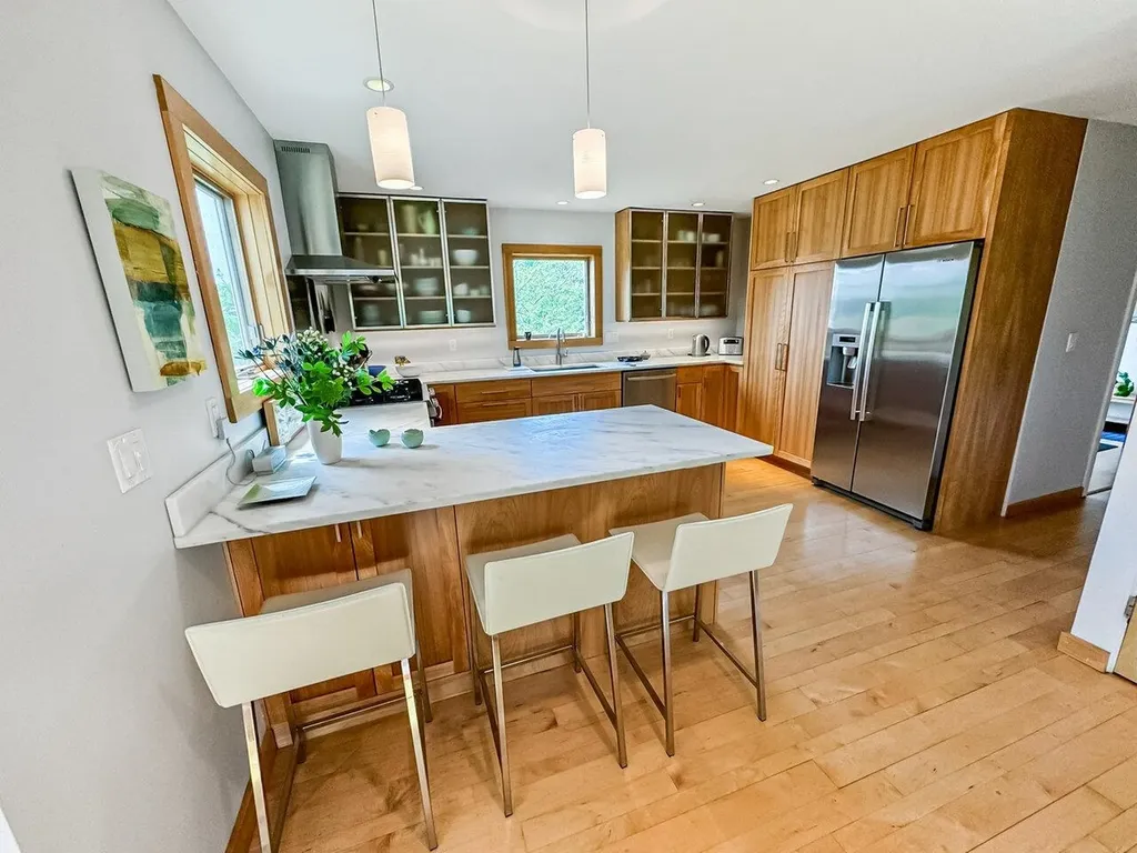 11 Bayfield Drive Shelburne VT 05482
