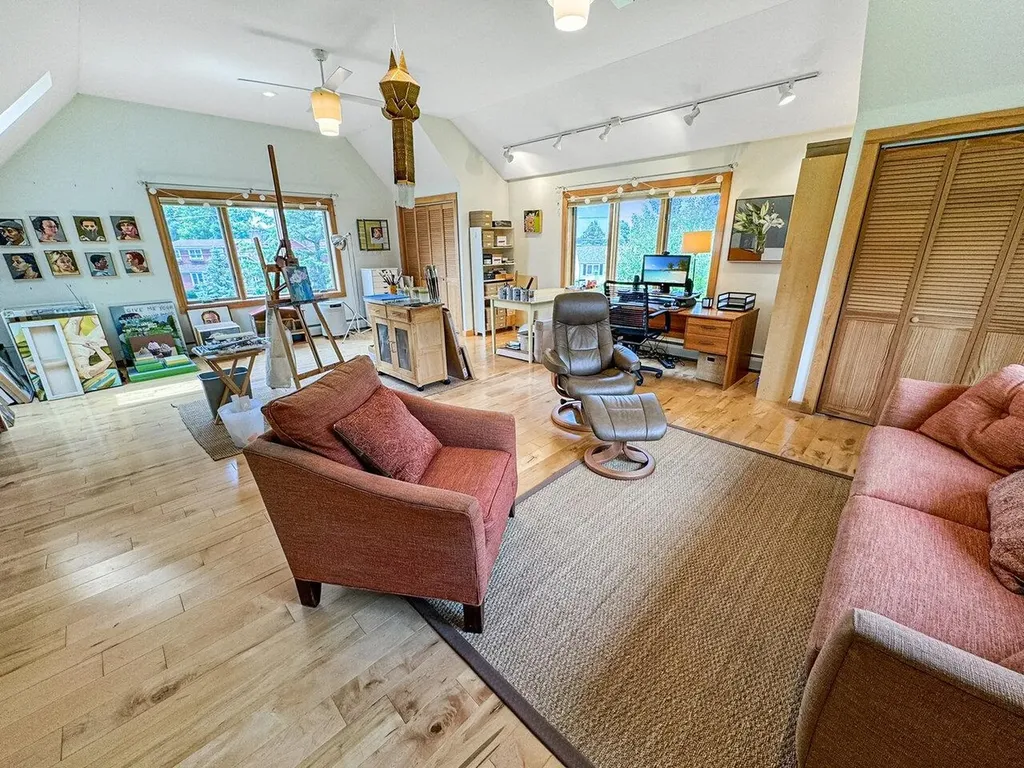 11 Bayfield Drive Shelburne VT 05482