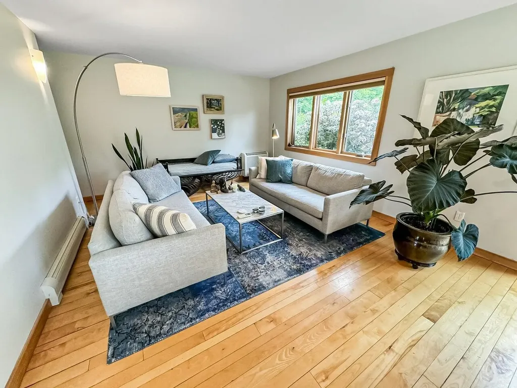 11 Bayfield Drive Shelburne VT 05482