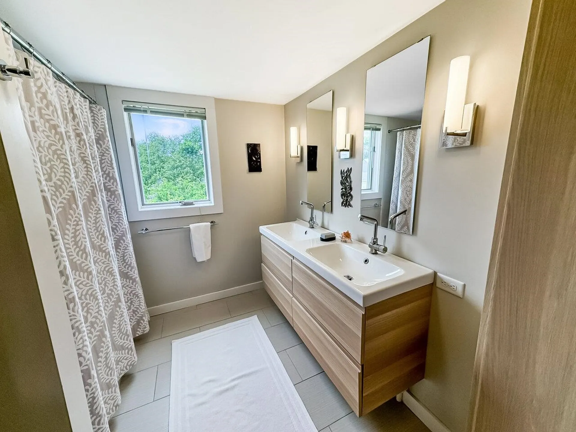 11 Bayfield Drive Shelburne VT 05482