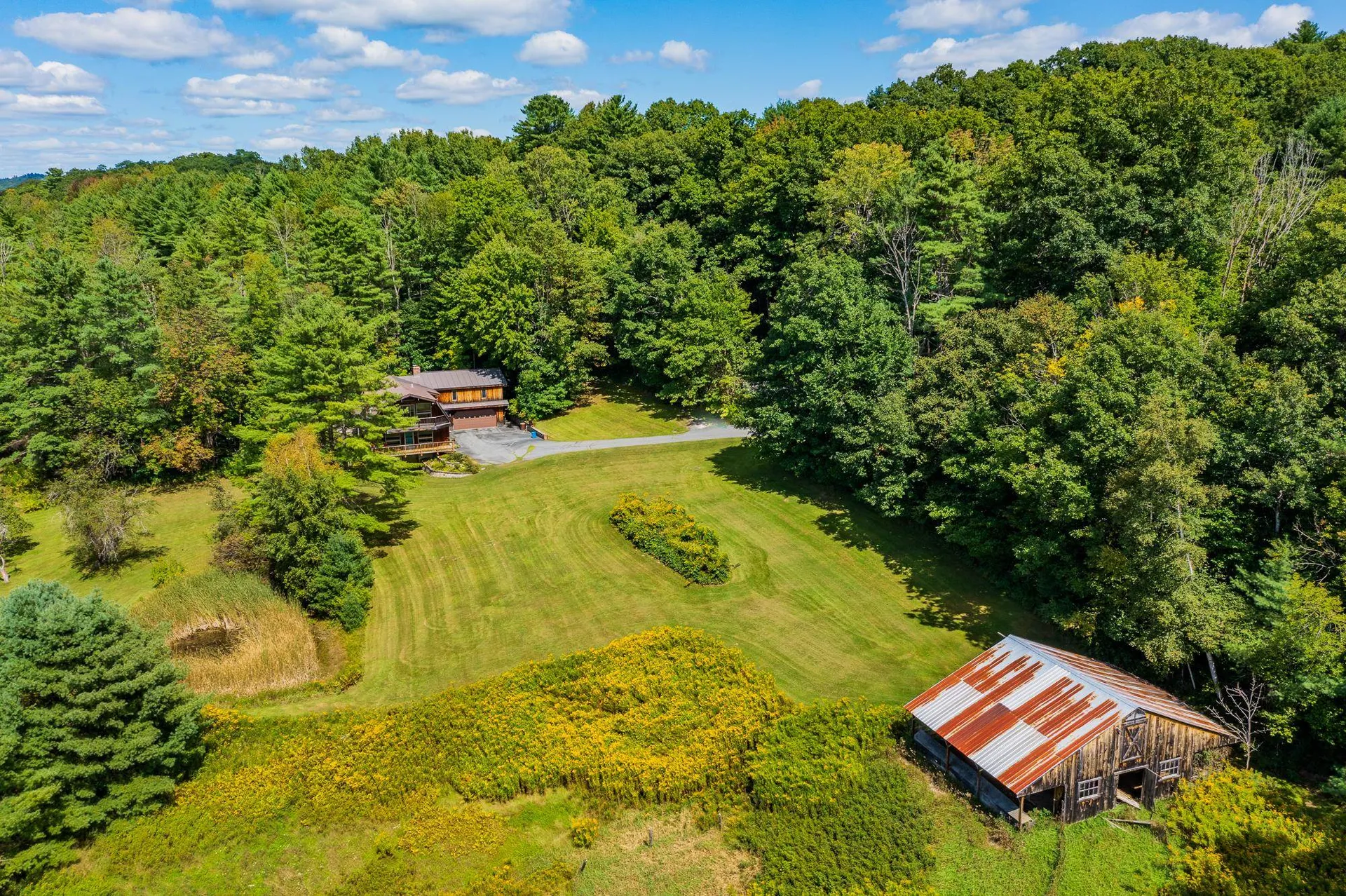 388 Center Of Town Road Hartford VT 05001