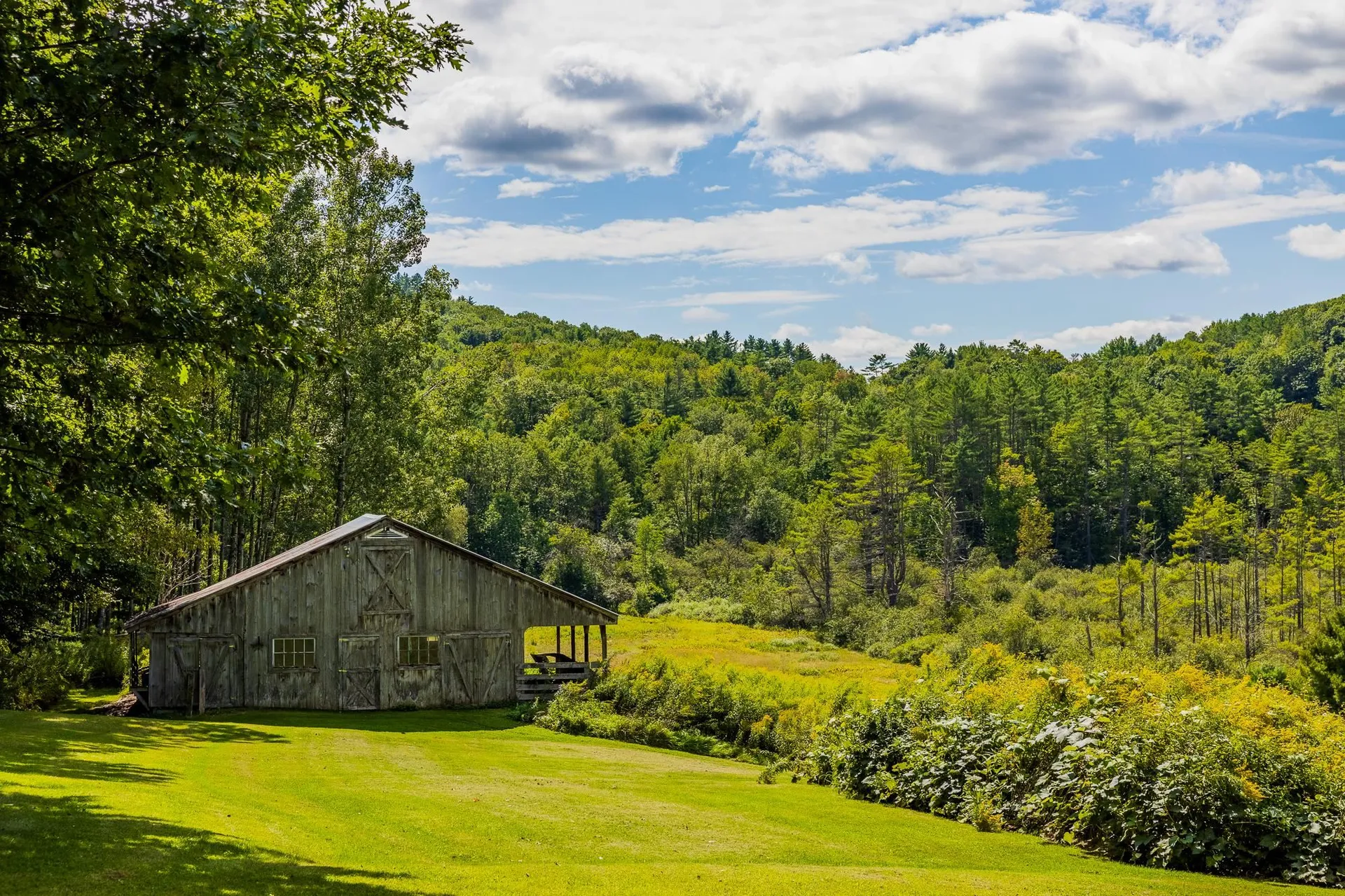 388 Center Of Town Road Hartford VT 05001