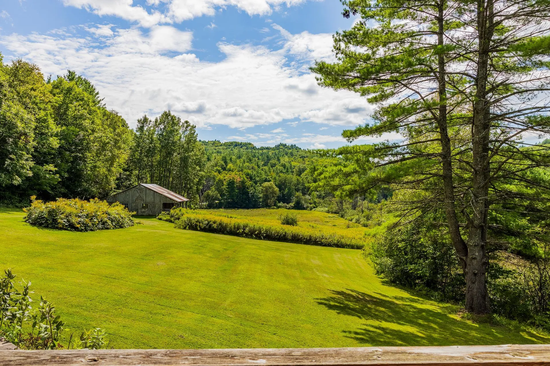 388 Center Of Town Road Hartford VT 05001