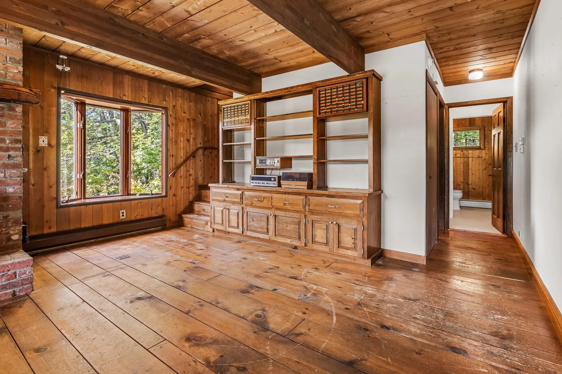 388 Center Of Town Road Hartford VT 05001