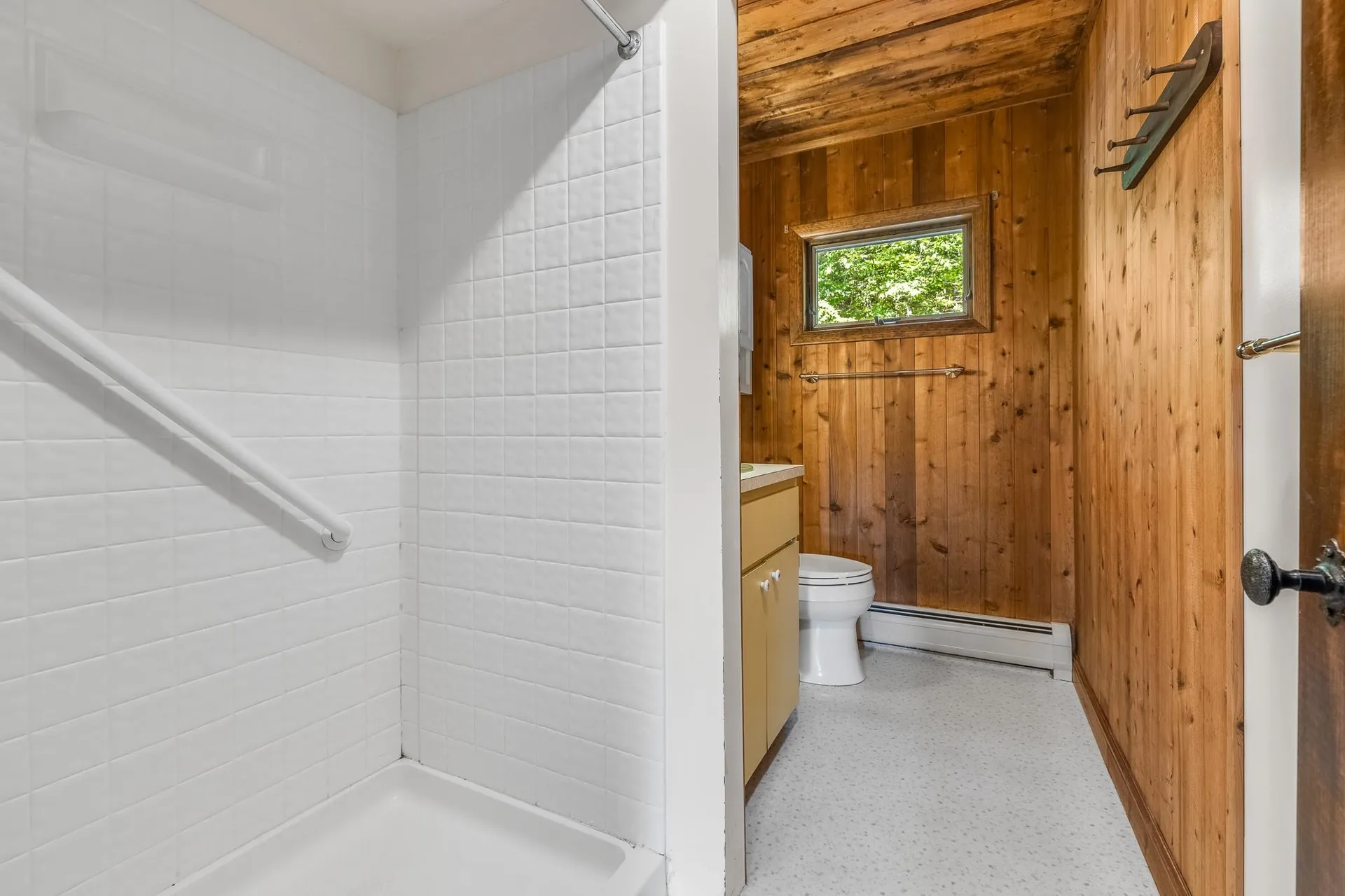 388 Center Of Town Road Hartford VT 05001