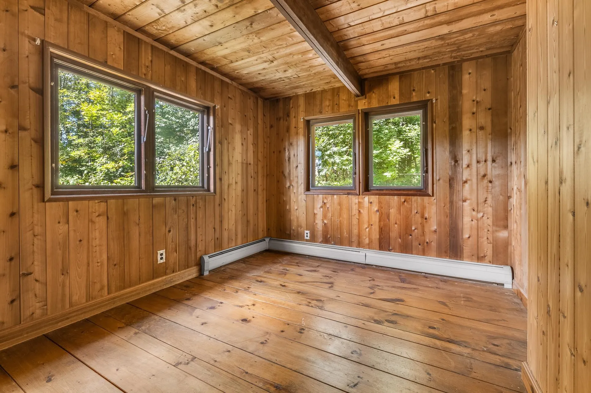 388 Center Of Town Road Hartford VT 05001