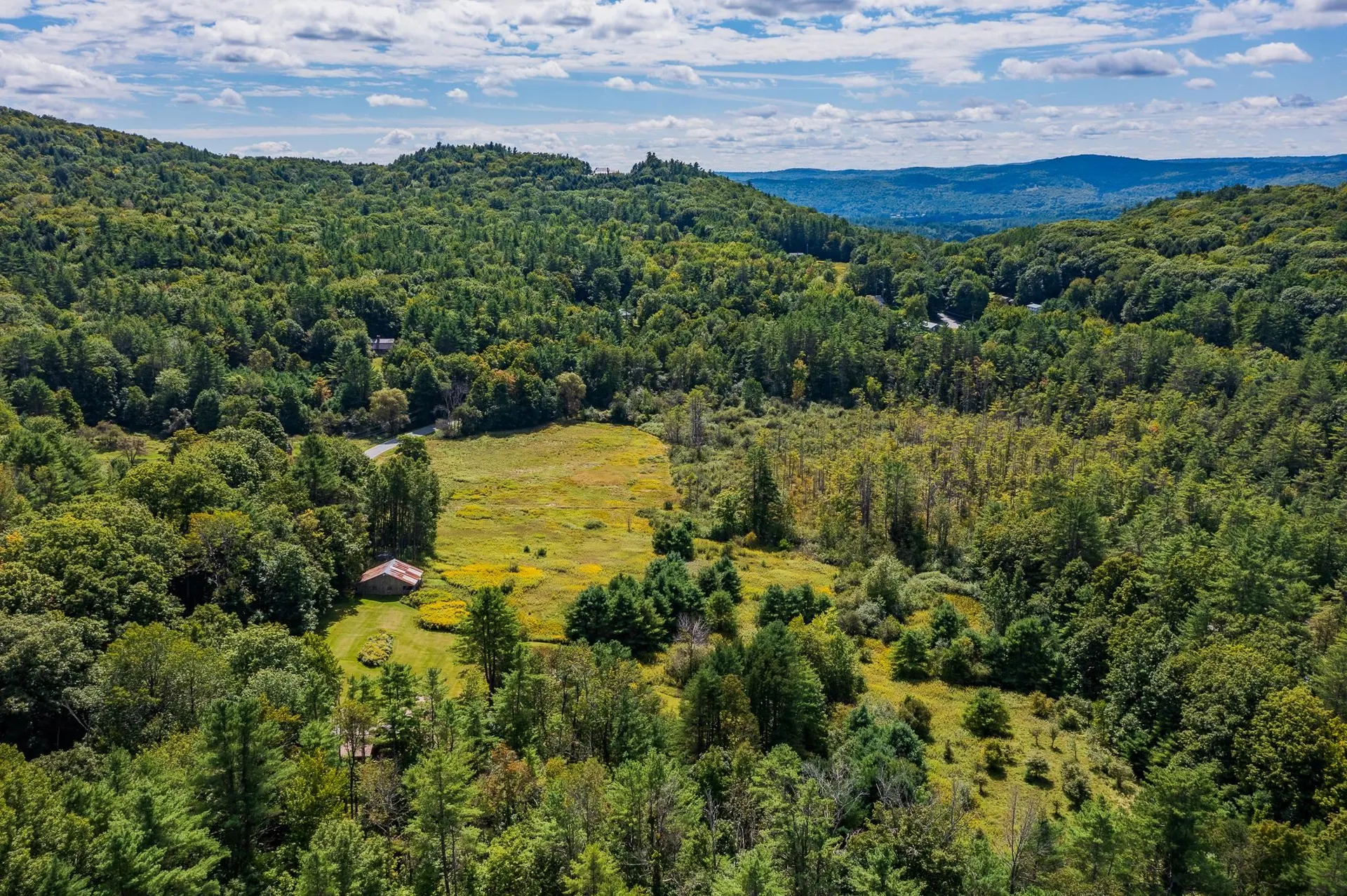 388 Center Of Town Road Hartford VT 05001