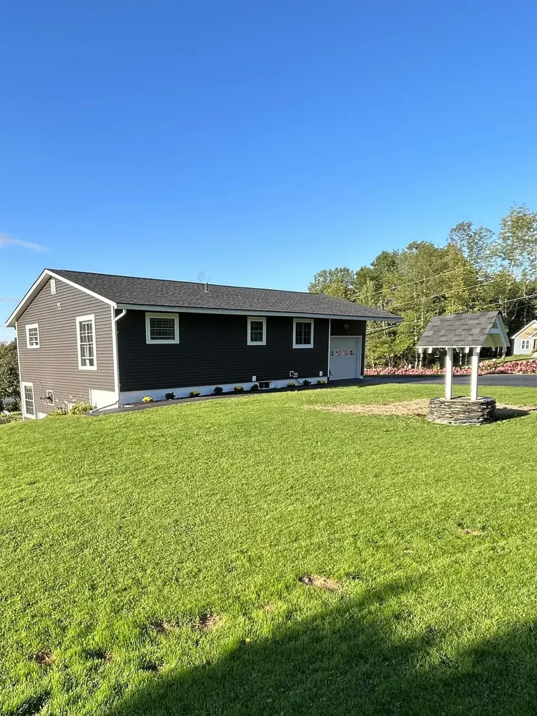 30 Peloquin Road Barre Town VT 05654