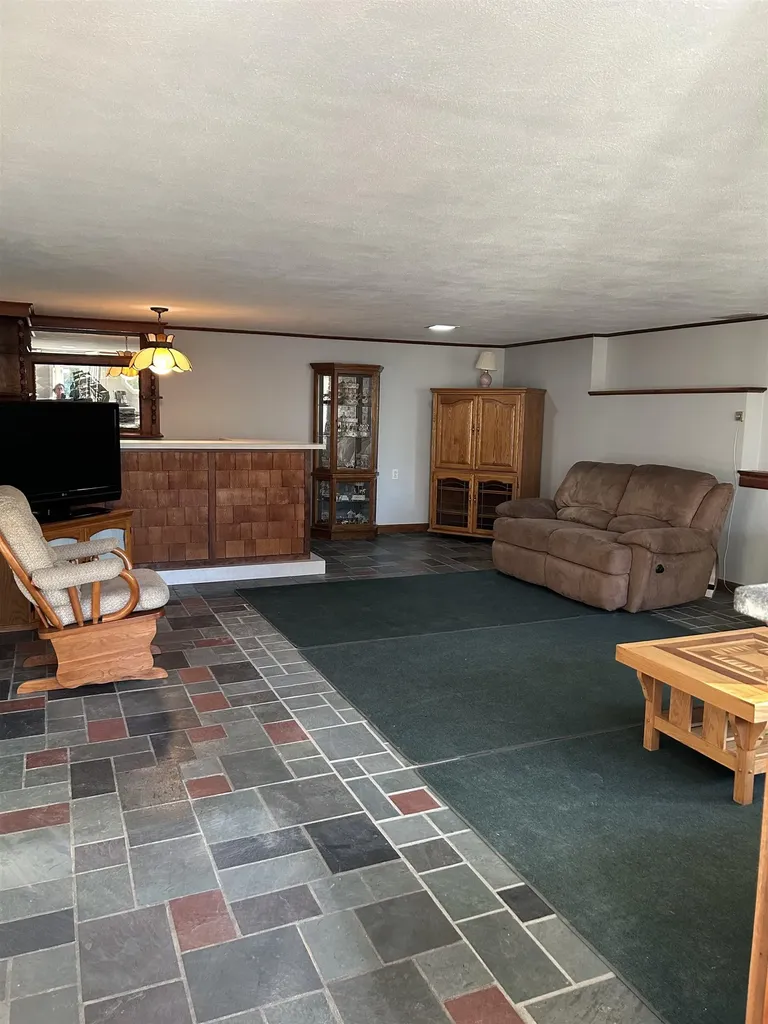 30 Peloquin Road Barre Town VT 05654