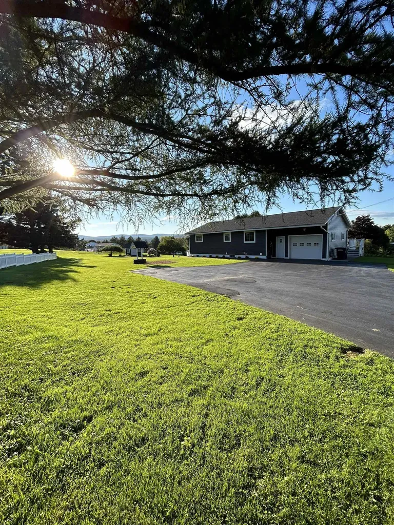 30 Peloquin Road Barre Town VT 05654