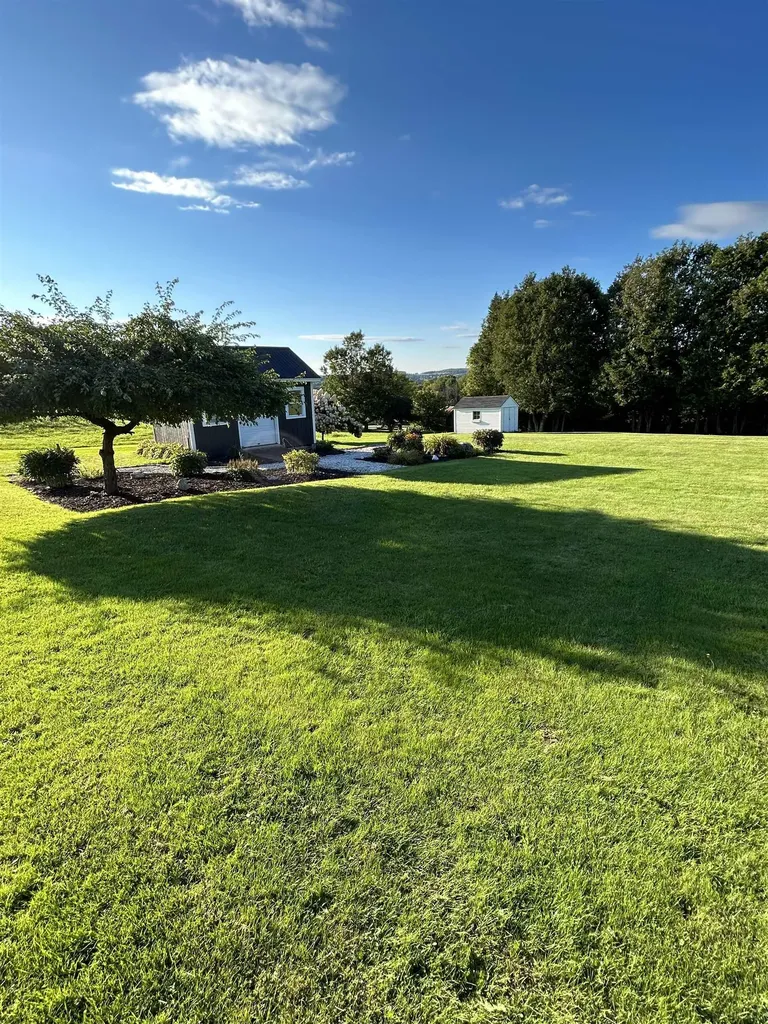 30 Peloquin Road Barre Town VT 05654