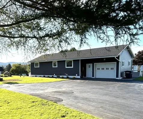 30 Peloquin Road Barre Town VT 05654