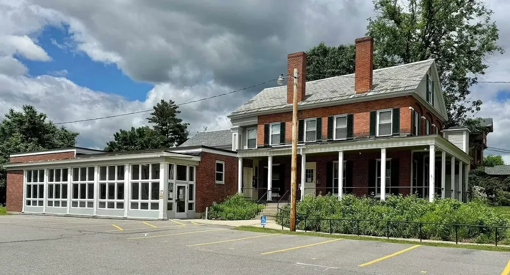 70 Court Street Keene NH 03431