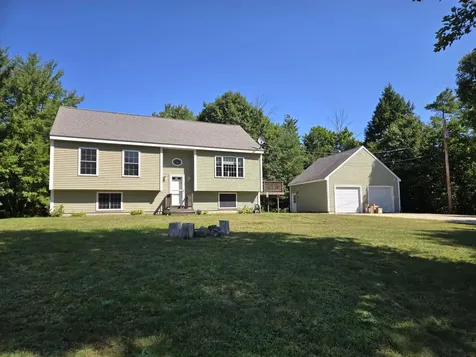 7336 School Street Loudon NH 03307