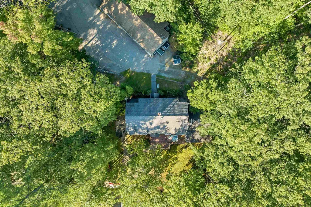 384 New Hampshire Route 113 Holderness NH 03245