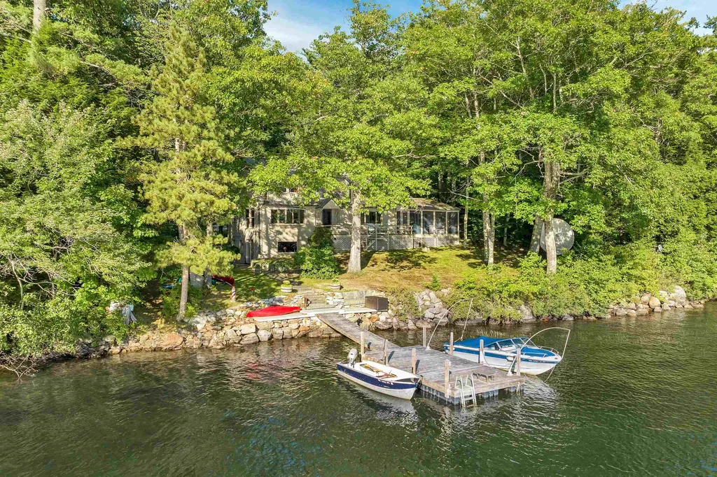 384 New Hampshire Route 113 Holderness NH 03245