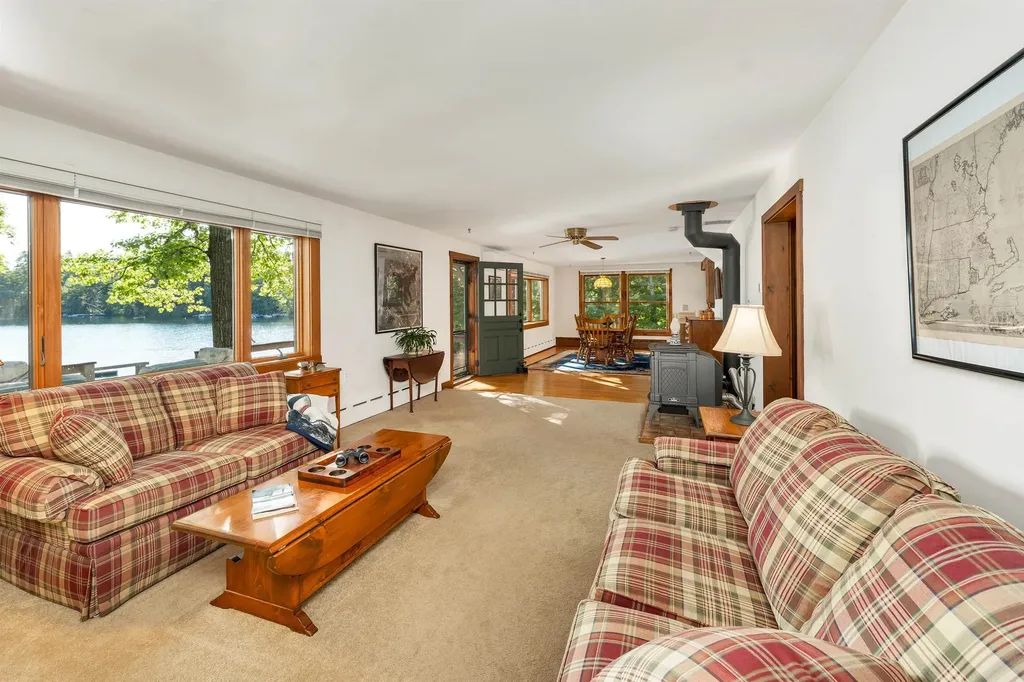 384 New Hampshire Route 113 Holderness NH 03245