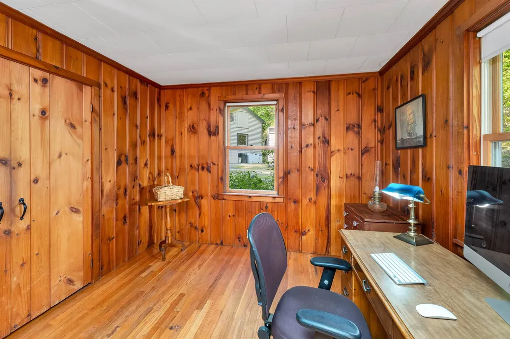 384 New Hampshire Route 113 Holderness NH 03245