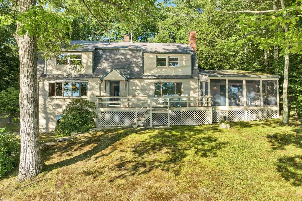 384 New Hampshire Route 113 Holderness NH 03245