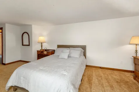 384 New Hampshire Route 113 Holderness NH 03245