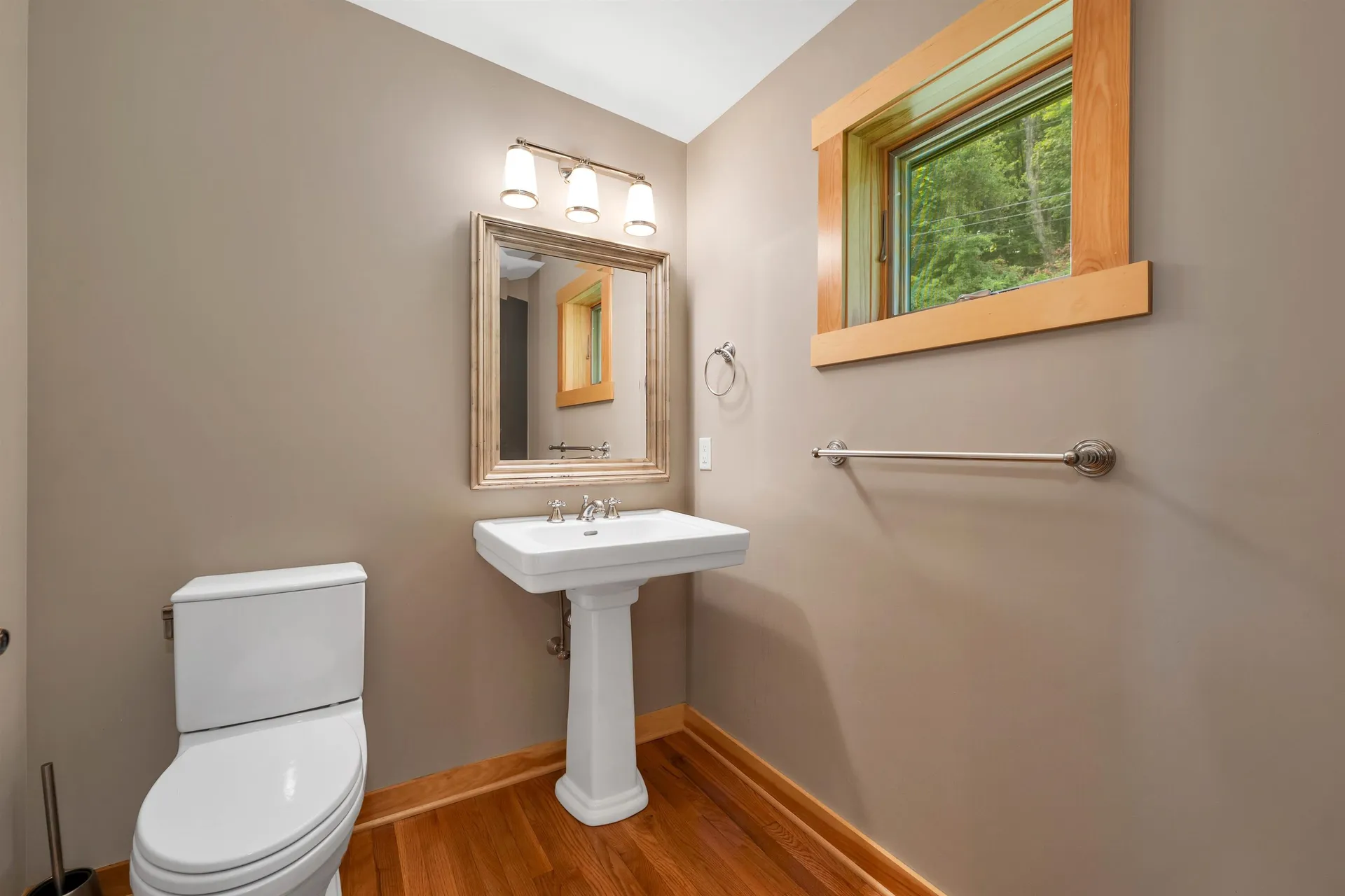 82 Hopson Road Norwich VT 05055