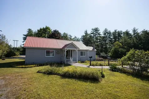 360 Maple Road Tamworth NH 03886