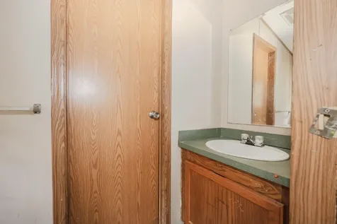 1190 S Hemlock Road Charlestown NH 03603