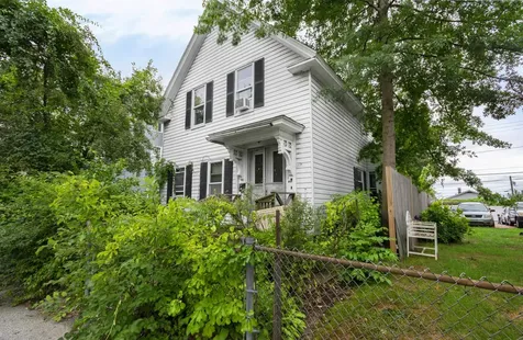 319 Spruce Street Manchester NH 03103