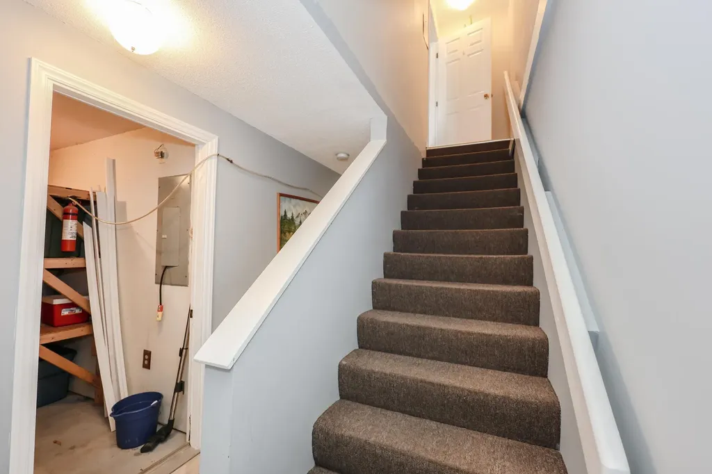 381 Blucher Street Manchester NH 03102