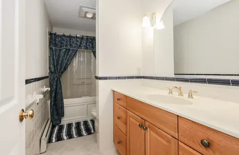 381 Blucher Street Manchester NH 03102