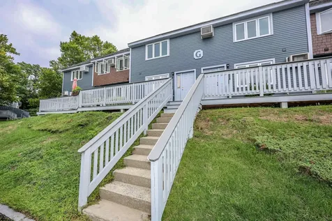 381 Blucher Street Manchester NH 03102