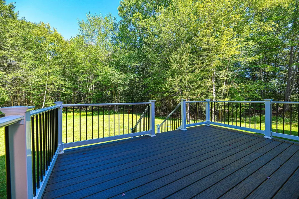 137 Union Road Stratham NH 03885