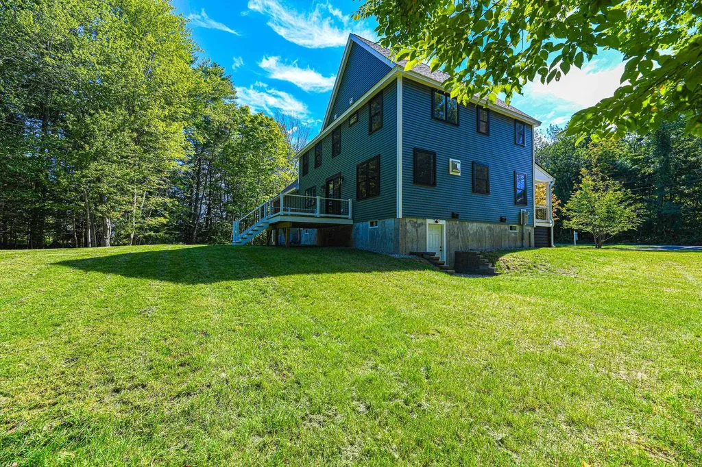 137 Union Road Stratham NH 03885