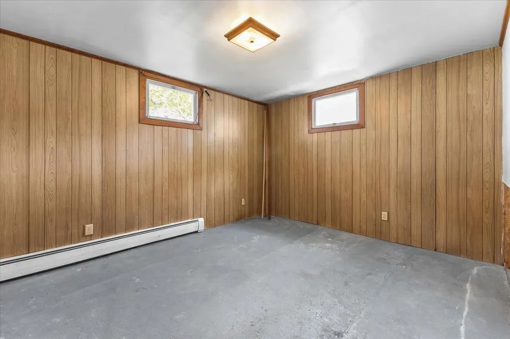 16 Pleasant View Drive Albany VT 05820