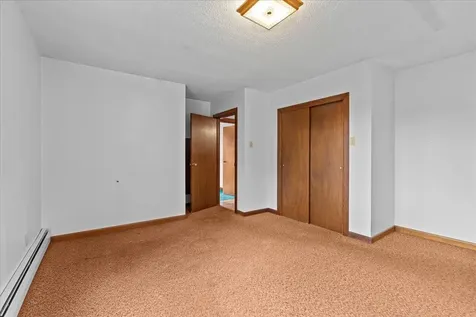 16 Pleasant View Drive Albany VT 05820