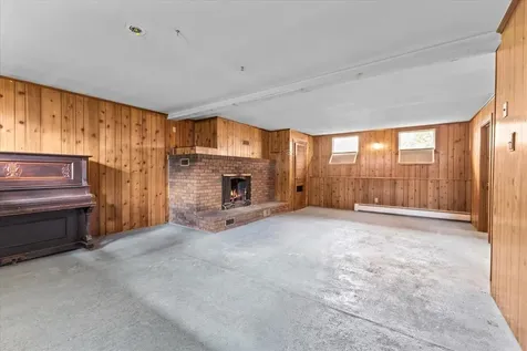 16 Pleasant View Drive Albany VT 05820