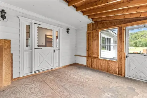 16 Pleasant View Drive Albany VT 05820