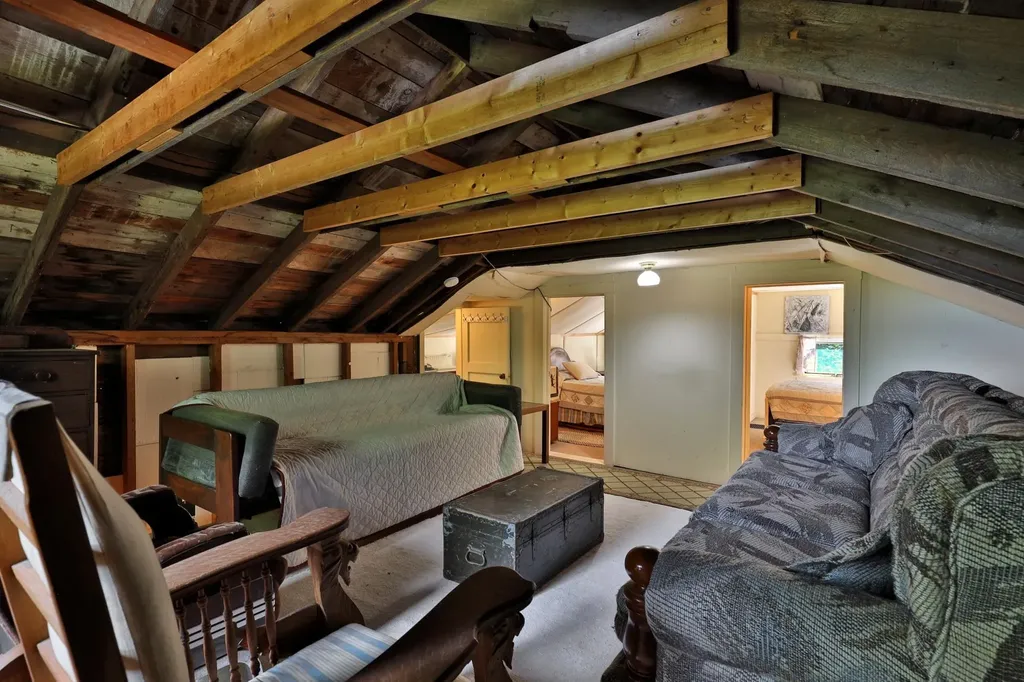 1087 Route 100 Pittsfield VT 05762