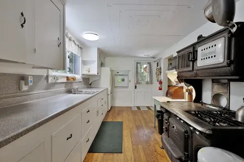 1087 Route 100 Pittsfield VT 05762