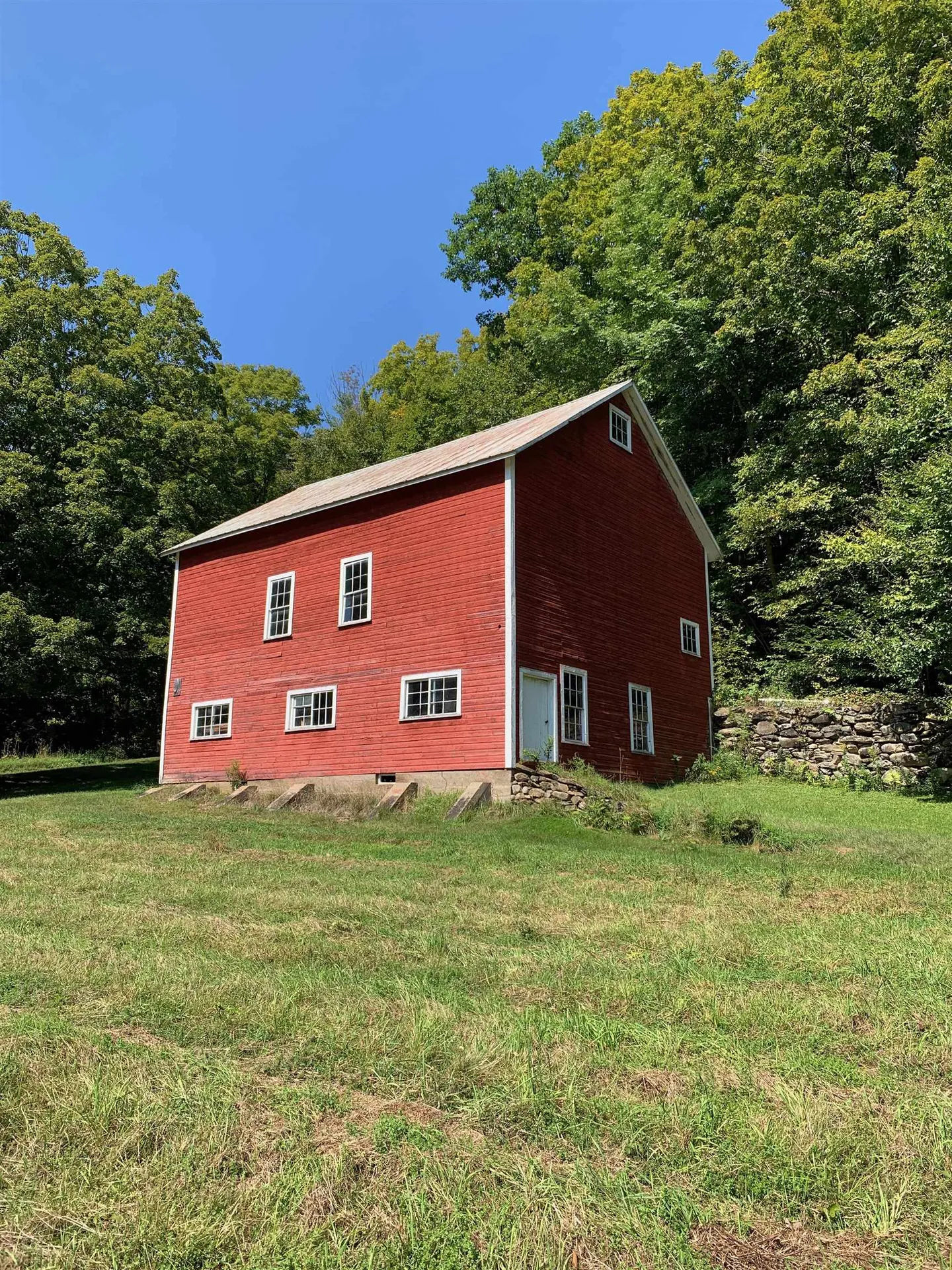 433 Freeman Road Pomfret VT 05053